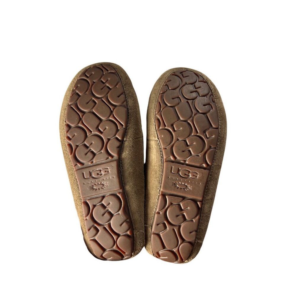 Ugg Womens Sz 6 Dakota Tan Suede Moccasin Slippers With Shearling Lining - Picture 7 of 7